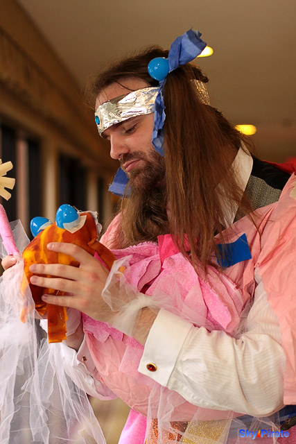 6J118GVFU8.jpg