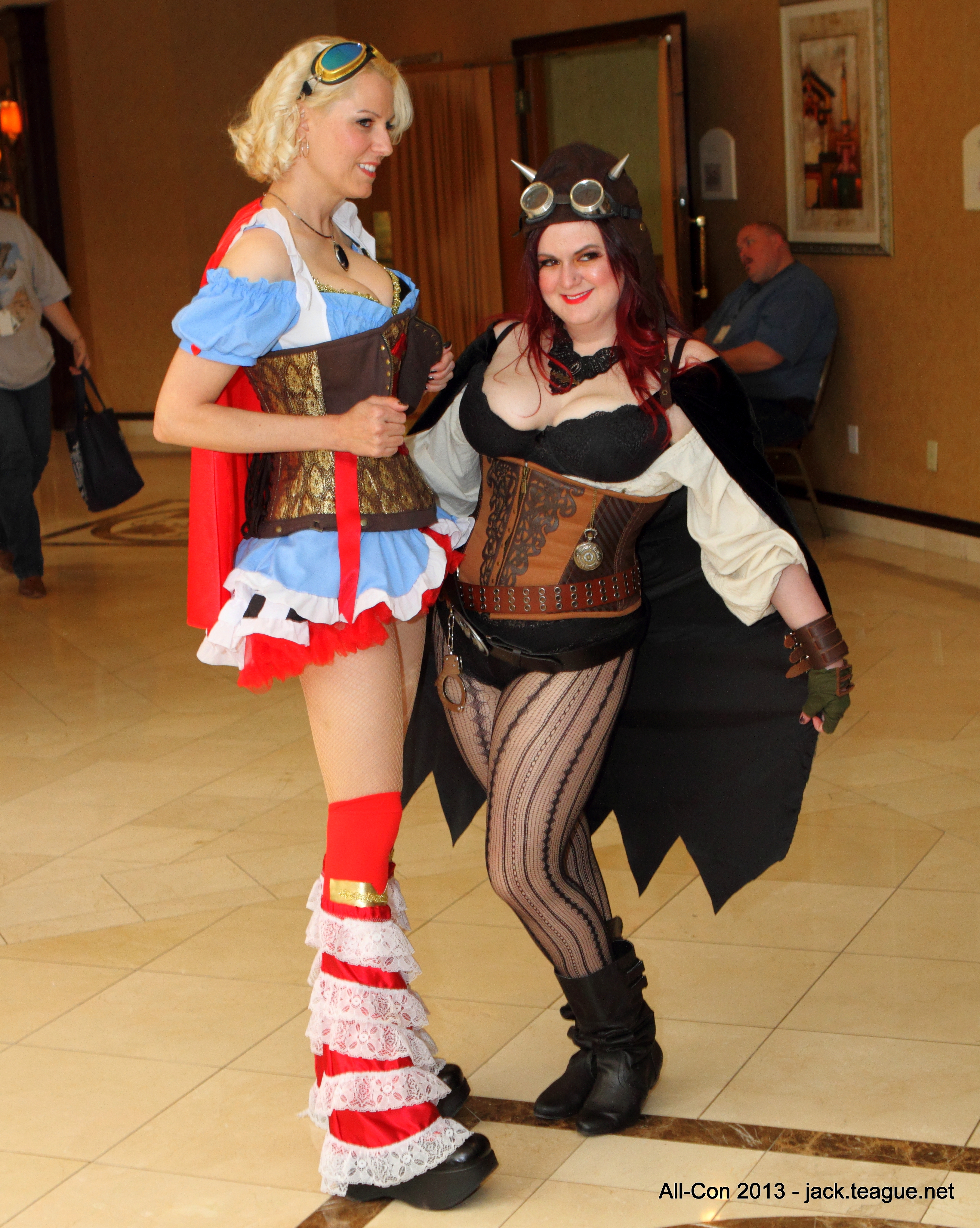 1-IMG_4419--all-con-2013_8578362123_o.jpg