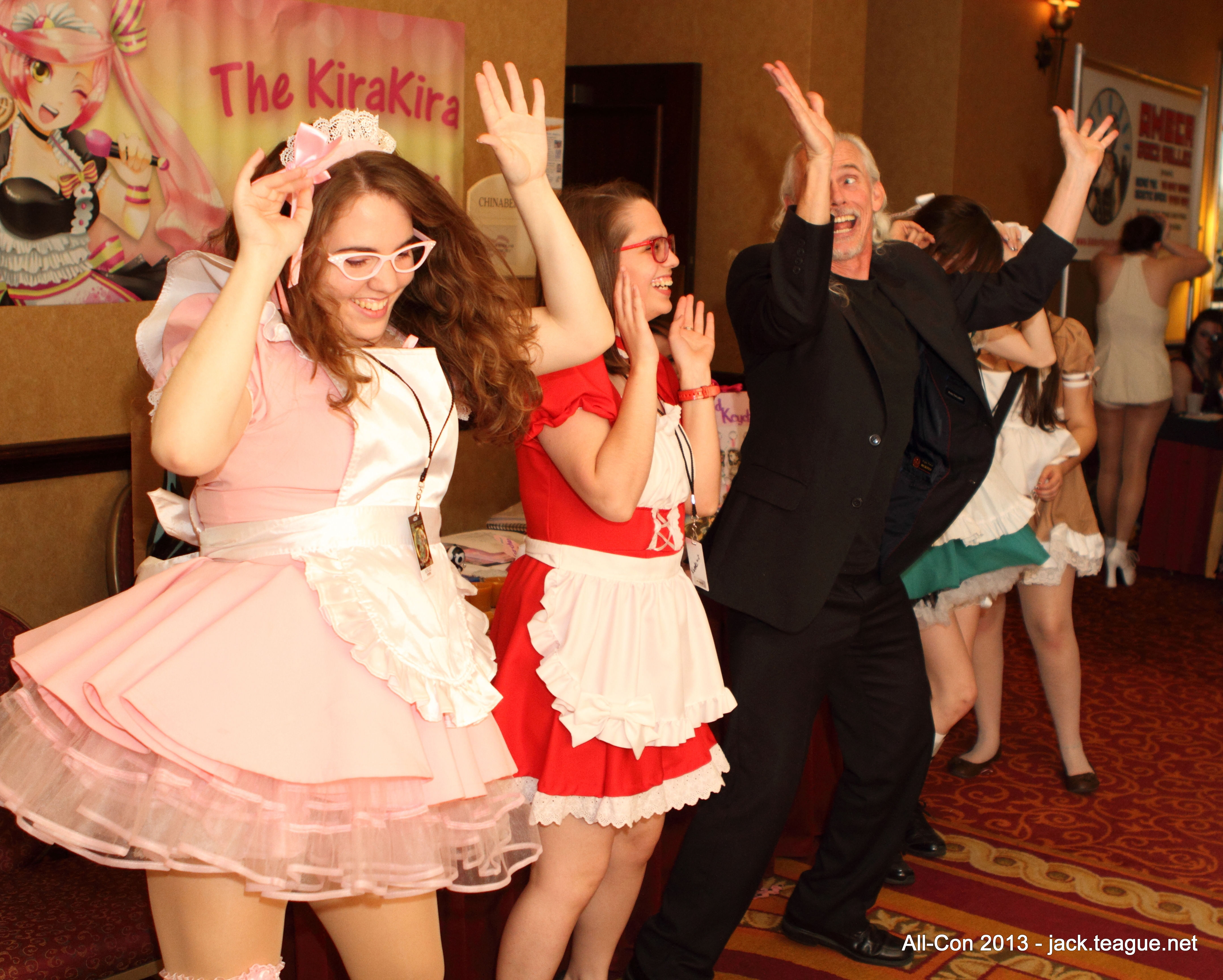 17-IMG_2560--all-con-2013_8581498992_o.jpg
