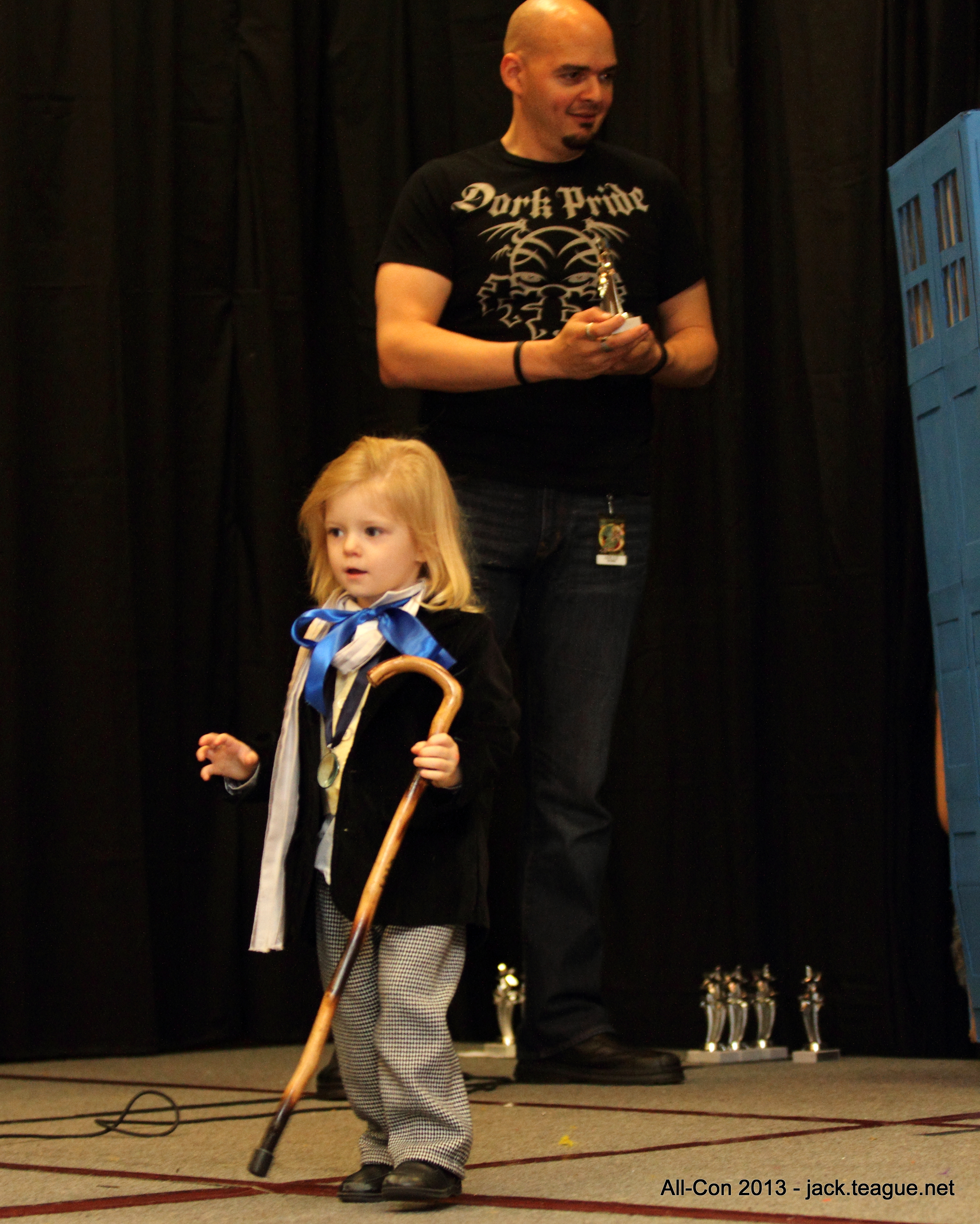 18-IMG_4115--all-con-2013_8600332299_o.jpg