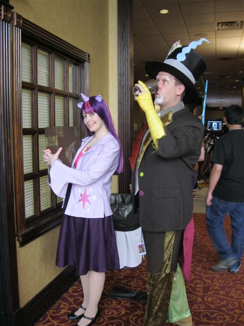 allcon2012003small.jpg